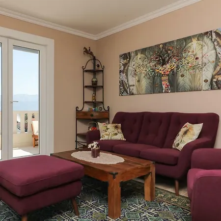 Ocean's Serenity Vila