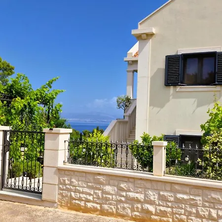 Vila Ocean's Serenity Supetar