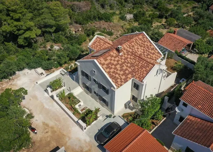 Ocean's Serenity Vila Supetar
