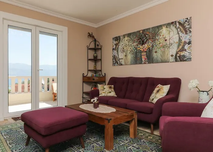 Ocean's Serenity Vila